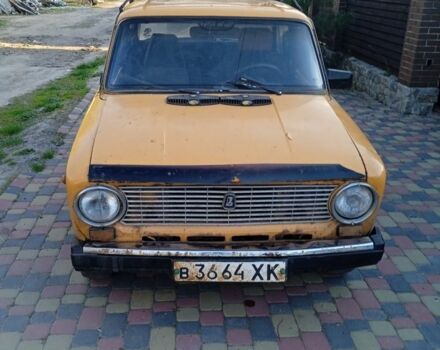 Желтый ВАЗ 2101, объемом двигателя 2 л и пробегом 678 тыс. км за 146 $, фото 6 на Automoto.ua