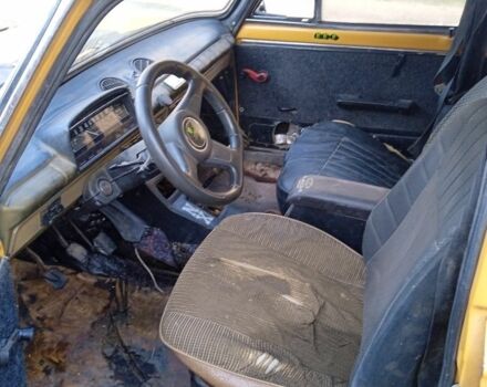 Желтый ВАЗ 2101, объемом двигателя 2 л и пробегом 678 тыс. км за 146 $, фото 4 на Automoto.ua