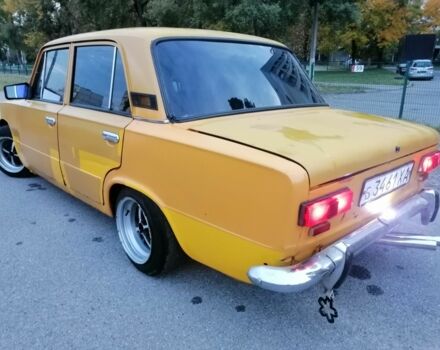 Желтый ВАЗ 2101, объемом двигателя 2 л и пробегом 50 тыс. км за 900 $, фото 2 на Automoto.ua