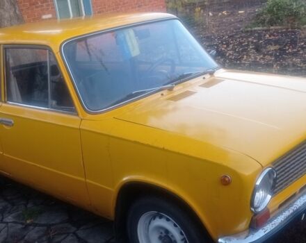 Желтый ВАЗ 2101, объемом двигателя 0 л и пробегом 100 тыс. км за 1000 $, фото 4 на Automoto.ua