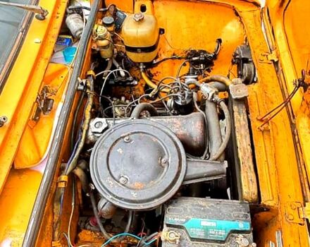 Желтый ВАЗ 2101, объемом двигателя 1.2 л и пробегом 0 тыс. км за 360 $, фото 4 на Automoto.ua