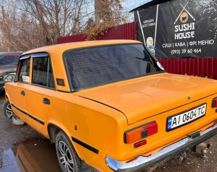 Желтый ВАЗ 2101, объемом двигателя 1.2 л и пробегом 300 тыс. км за 833 $, фото 6 на Automoto.ua