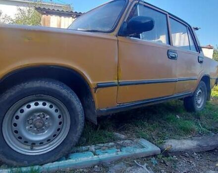 ВАЗ 2101 1984 в Черновцах на Automoto.ua Желтый ВАЗ 2101, объемом двигателя 1.5 л и пробегом 52 тыс. км за 412 $, фото 4 на Automoto.ua