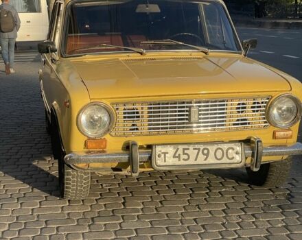 Желтый ВАЗ 2101, объемом двигателя 1.3 л и пробегом 220 тыс. км за 500 $, фото 1 на Automoto.ua