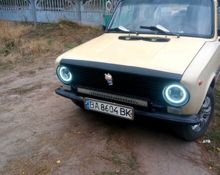 Желтый ВАЗ 2101, объемом двигателя 1.2 л и пробегом 16 тыс. км за 750 $, фото 2 на Automoto.ua