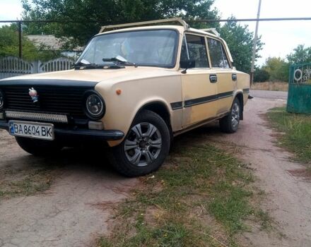 Желтый ВАЗ 2101, объемом двигателя 1.2 л и пробегом 16 тыс. км за 750 $, фото 12 на Automoto.ua
