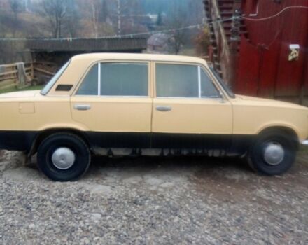 Жовтий ВАЗ 2101, об'ємом двигуна 1 л та пробігом 449 тис. км за 700 $, фото 2 на Automoto.ua