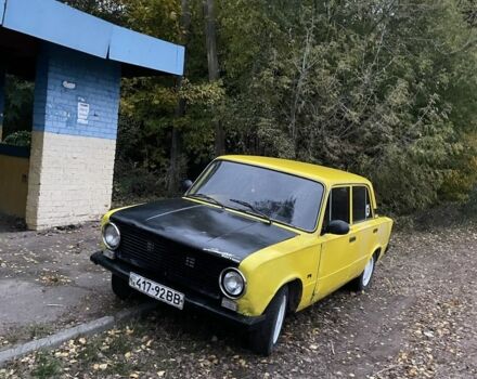 Желтый ВАЗ 2101, объемом двигателя 1.3 л и пробегом 300 тыс. км за 650 $, фото 2 на Automoto.ua