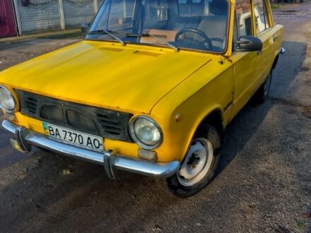 Желтый ВАЗ 2101, объемом двигателя 1 л и пробегом 100 тыс. км за 391 $, фото 1 на Automoto.ua