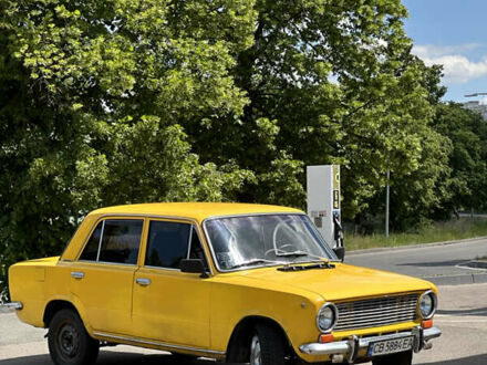 ВАЗ 2101 1974 у Чернігові на Automoto.ua Жовтий ВАЗ 2101, об'ємом двигуна 1.2 л та пробігом 200 тис. км за 900 $, фото 1 на Automoto.ua