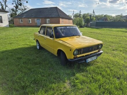 ВАЗ 2101 1977 у Зенькове на Automoto.ua Жовтий ВАЗ 2101, об'ємом двигуна 1.6 л та пробігом 100 тис. км за 650 $, фото 1 на Automoto.ua
