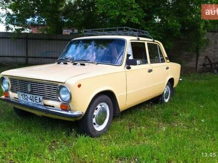 ВАЗ 2101 1978 у Краматорске на Automoto.ua Жовтий ВАЗ 2101, об'ємом двигуна 1.3 л та пробігом 10 тис. км за 900 $, фото 1 на Automoto.ua