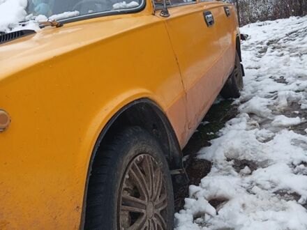 Жовтий ВАЗ 2101, об'ємом двигуна 1.3 л та пробігом 2 тис. км за 600 $, фото 1 на Automoto.ua