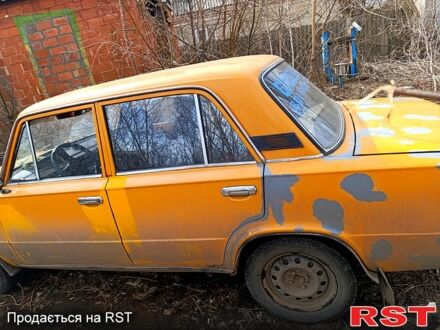 ВАЗ 2101 1979 в Славянске на Automoto.ua Желтый ВАЗ 2101, объемом двигателя 1.3 л и пробегом 0 тыс. км за 480 $, фото 1 на Automoto.ua