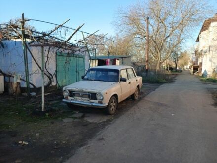 Желтый ВАЗ 2101, объемом двигателя 1.7 л и пробегом 99 тыс. км за 800 $, фото 1 на Automoto.ua