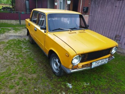 ВАЗ 2101 1979 у Ужгороді на Automoto.ua Жовтий ВАЗ 2101, об'ємом двигуна 1 л та пробігом 500 тис. км за 363 $, фото 1 на Automoto.ua