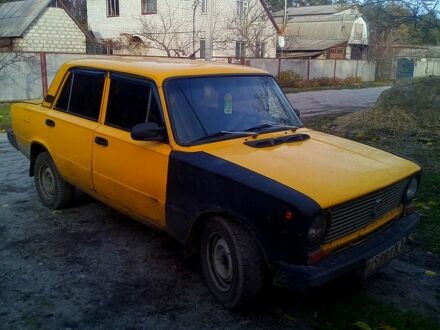 Жовтий ВАЗ 2101, об'ємом двигуна 1.7 л та пробігом 295 тис. км за 590 $, фото 1 на Automoto.ua