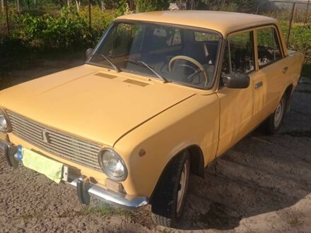 Желтый ВАЗ 2101, объемом двигателя 1.2 л и пробегом 348 тыс. км за 547 $, фото 1 на Automoto.ua