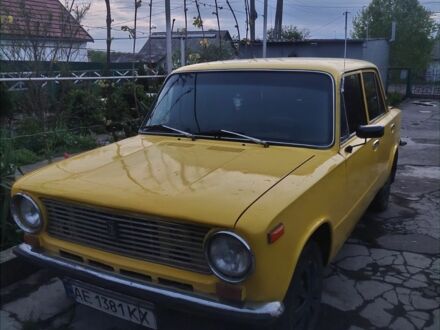 Желтый ВАЗ 2101, объемом двигателя 0.13 л и пробегом 170 тыс. км за 602 $, фото 1 на Automoto.ua