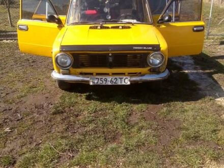 ВАЗ 2101 1981 у Зборів на Automoto.ua Жовтий ВАЗ 2101, об'ємом двигуна 8 л та пробігом 200 тис. км за 500 $, фото 1 на Automoto.ua
