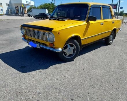 Желтый ВАЗ 2101, объемом двигателя 1.3 л и пробегом 99 тыс. км за 1086 $, фото 1 на Automoto.ua
