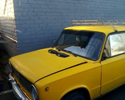 Желтый ВАЗ 2101, объемом двигателя 0 л и пробегом 999 тыс. км за 237 $, фото 1 на Automoto.ua