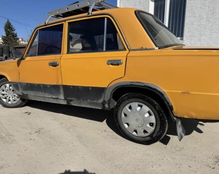 Желтый ВАЗ 2101, объемом двигателя 1.2 л и пробегом 3 тыс. км за 294 $, фото 1 на Automoto.ua