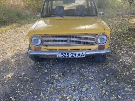 Желтый ВАЗ 2101, объемом двигателя 1.1 л и пробегом 190 тыс. км за 600 $, фото 1 на Automoto.ua