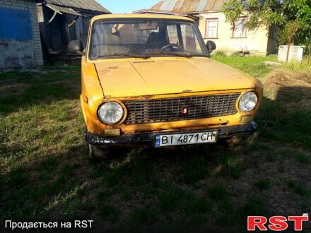 Желтый ВАЗ 2101, объемом двигателя 1.2 л и пробегом 568 тыс. км за 270 $, фото 1 на Automoto.ua