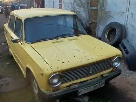 Желтый ВАЗ 2101, объемом двигателя 0 л и пробегом 100 тыс. км за 550 $, фото 1 на Automoto.ua