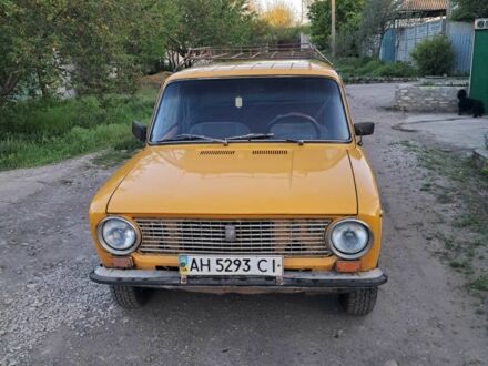 ВАЗ 2101 1984 у Краматорске на Automoto.ua Жовтий ВАЗ 2101, об'ємом двигуна 1.2 л та пробігом 32 тис. км за 558 $, фото 1 на Automoto.ua
