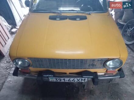 Желтый ВАЗ 2101, объемом двигателя 1.5 л и пробегом 150 тыс. км за 550 $, фото 1 на Automoto.ua