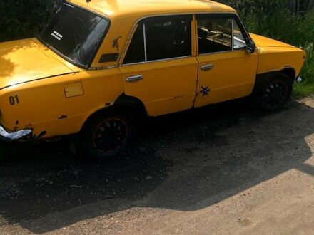 ВАЗ 2101 1985 у Житомирі на Automoto.ua Жовтий ВАЗ 2101, об'ємом двигуна 1.3 л та пробігом 0 тис. км за 400 $, фото 1 на Automoto.ua