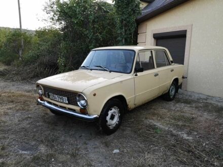 Желтый ВАЗ 2101, объемом двигателя 0 л и пробегом 67 тыс. км за 408 $, фото 1 на Automoto.ua
