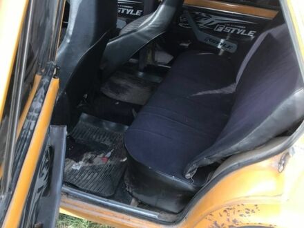 Желтый ВАЗ 2101, объемом двигателя 1.3 л и пробегом 73 тыс. км за 250 $, фото 1 на Automoto.ua