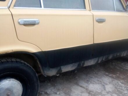 Жовтий ВАЗ 2101, об'ємом двигуна 1 л та пробігом 449 тис. км за 700 $, фото 1 на Automoto.ua