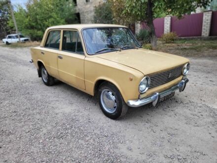 Желтый ВАЗ 2101, объемом двигателя 1.3 л и пробегом 100 тыс. км за 945 $, фото 1 на Automoto.ua