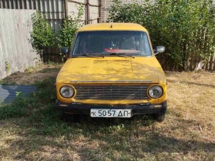 ВАЗ 2101 1988 у Кривому Розі на Automoto.ua Жовтий ВАЗ 2101, об'ємом двигуна 0 л та пробігом 200 тис. км за 20000 $, фото 1 на Automoto.ua