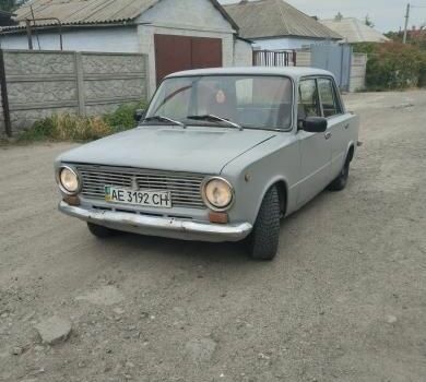 Серый ВАЗ 2101, объемом двигателя 1.2 л и пробегом 250 тыс. км за 480 $, фото 2 на Automoto.ua