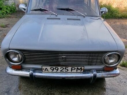 ВАЗ 2101 1972 у Чернігові на Automoto.ua Сірий ВАЗ 2101, об'ємом двигуна 0 л та пробігом 84 тис. км за 500 $, фото 1 на Automoto.ua