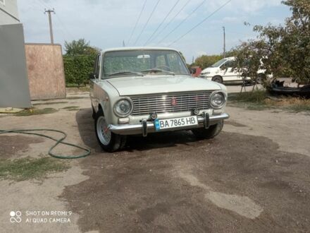 ВАЗ 2101 1974 в Александрие на Automoto.ua Серый ВАЗ 2101, объемом двигателя 1.2 л и пробегом 888 тыс. км за 1250 $, фото 1 на Automoto.ua