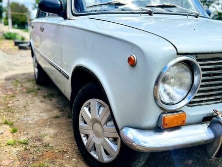 ВАЗ 2101 1976 у Балте на Automoto.ua Сірий ВАЗ 2101, об'ємом двигуна 1.2 л та пробігом 0 тис. км за 650 $, фото 1 на Automoto.ua