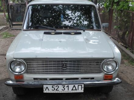 ВАЗ 2101 1985 у Пятихатках на Automoto.ua Сірий ВАЗ 2101, об'ємом двигуна 0 л та пробігом 8 тис. км за 32000 $, фото 1 на Automoto.ua