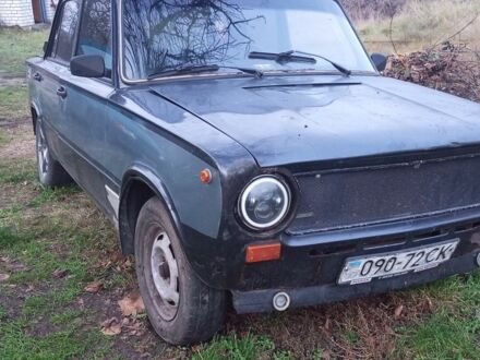 Серый ВАЗ 2101, объемом двигателя 1.5 л и пробегом 200 тыс. км за 355 $, фото 1 на Automoto.ua