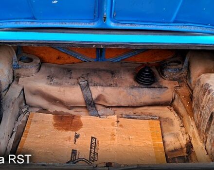 Синий ВАЗ 2101, объемом двигателя 1.3 л и пробегом 0 тыс. км за 360 $, фото 4 на Automoto.ua