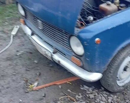 Синий ВАЗ 2101, объемом двигателя 1.3 л и пробегом 500 тыс. км за 300 $, фото 5 на Automoto.ua