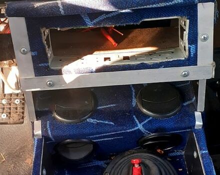 Синий ВАЗ 2101, объемом двигателя 1.3 л и пробегом 0 тыс. км за 300 $, фото 2 на Automoto.ua