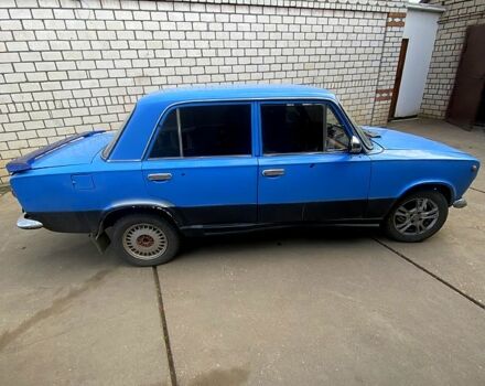 Синий ВАЗ 2101, объемом двигателя 15 л и пробегом 300 тыс. км за 599 $, фото 1 на Automoto.ua