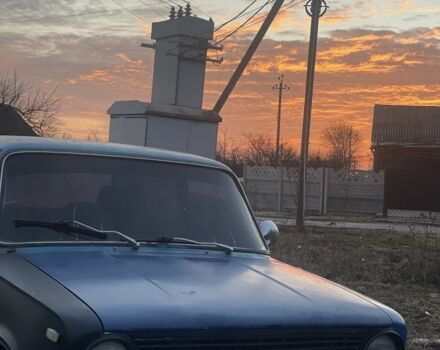 Синий ВАЗ 2101, объемом двигателя 1.2 л и пробегом 300 тыс. км за 348 $, фото 1 на Automoto.ua