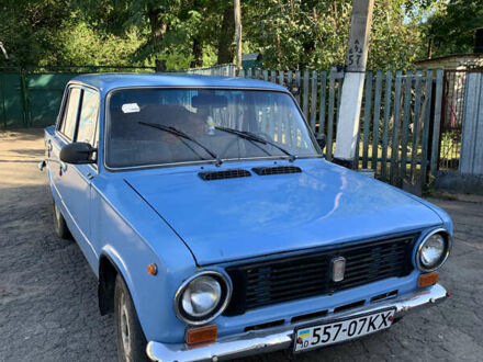 ВАЗ 2101 1973 у Борисполе на Automoto.ua Синій ВАЗ 2101, об'ємом двигуна 1.1 л та пробігом 200 тис. км за 650 $, фото 1 на Automoto.ua